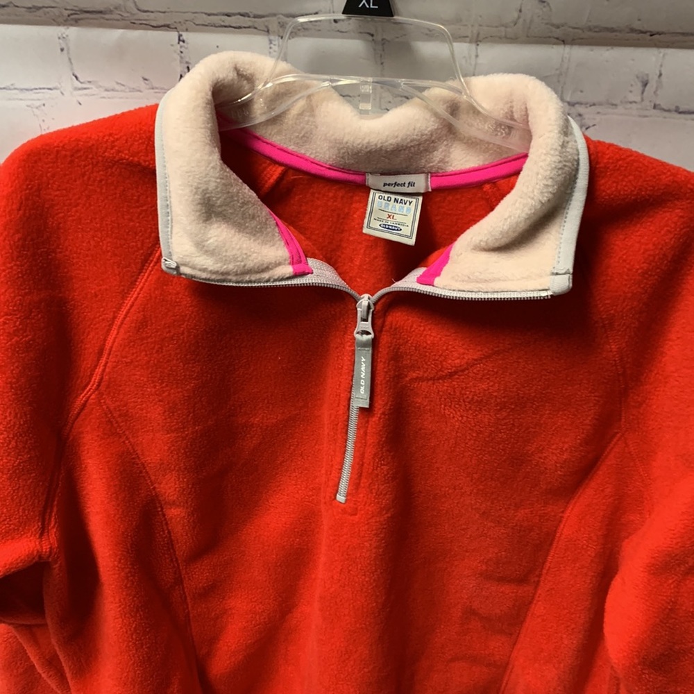 Women’s Perfect Fit Pullover Sweater - Picture 2 of 3